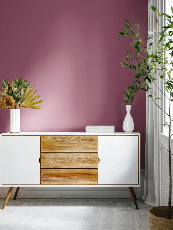 Ściana pomalowana odcieniem Euforia z linii Beckers It's Simple