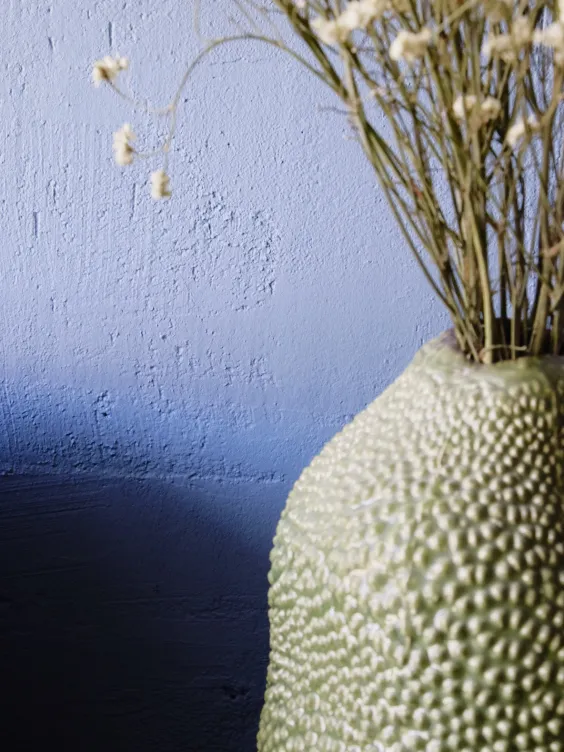 Ściana pomalowana kolorem Azure z Beckers Designer Colour