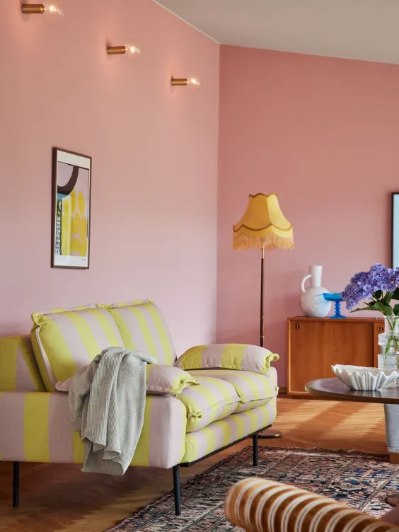 Ściana pomalowana odcieniem Ballet z linii Beckers Designer Collection