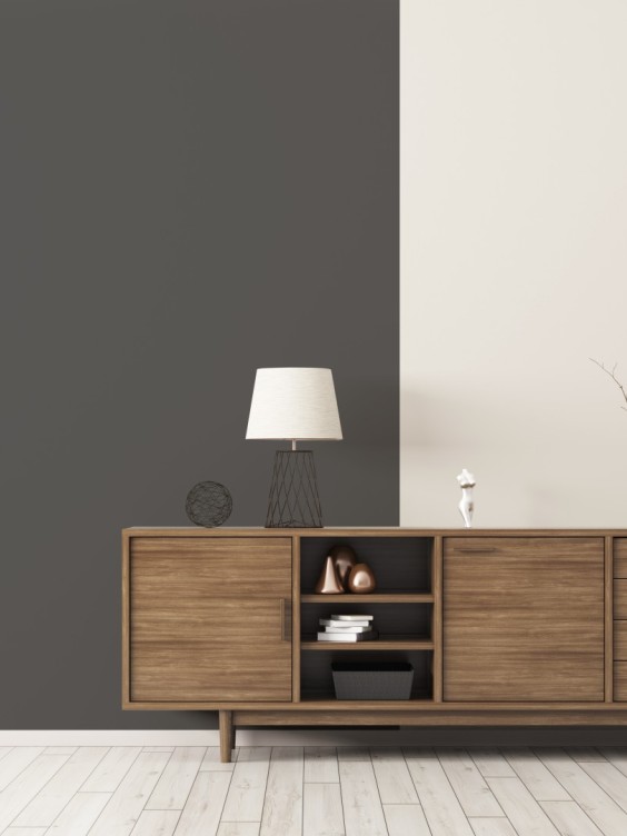 Ściana w salonie pomalowana odcieniami Perfect i Vanilla Cream z kolekcji Beckers Designer Colour