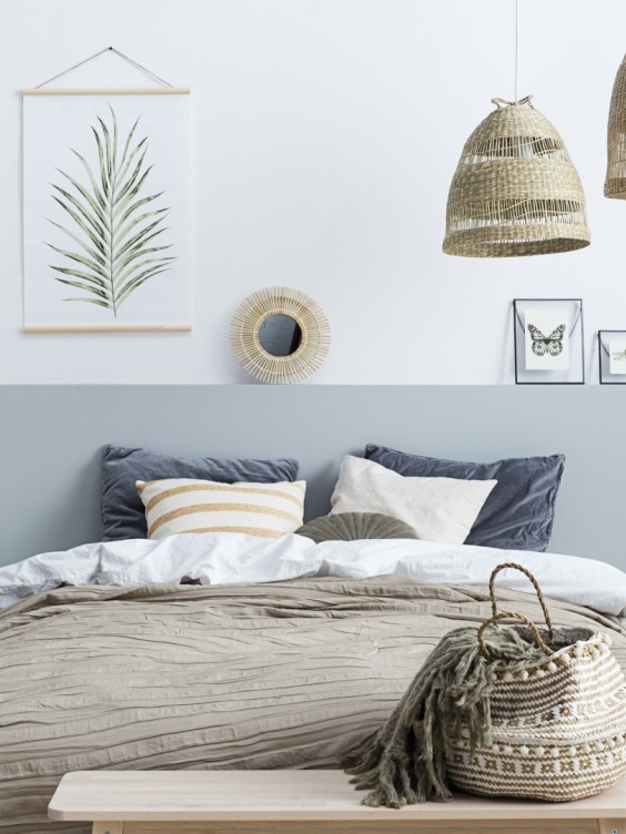 Ściana w sypialni pomalowana odcieniem Promenade z kolekcji Beckers Designer Collection