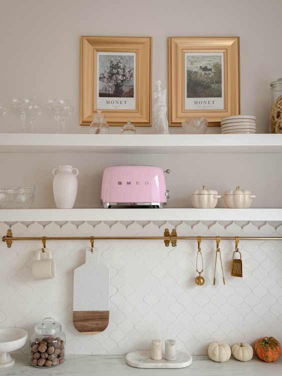 Ściana pomalowana kolorem Cotton Candy z Beckers Designer Colour