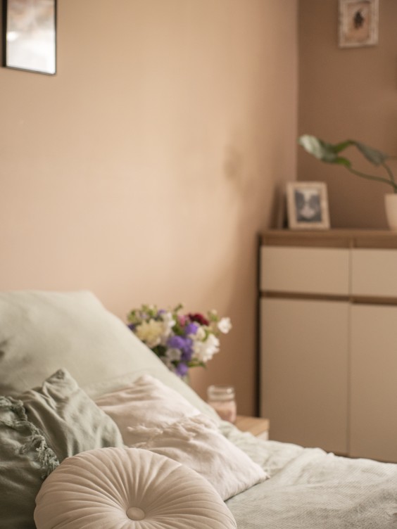 Ściana pomalowana kolorem Frappe z Beckers Designer Colour