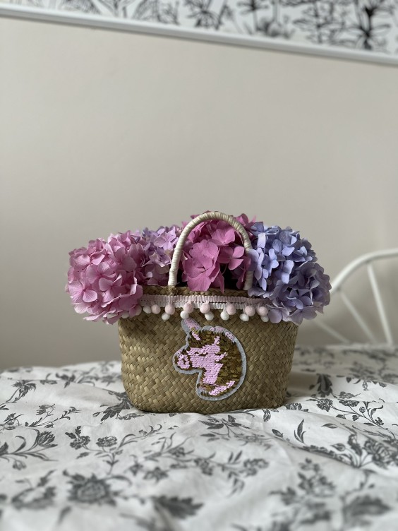 Ściana pomalowana odcieniem Hope