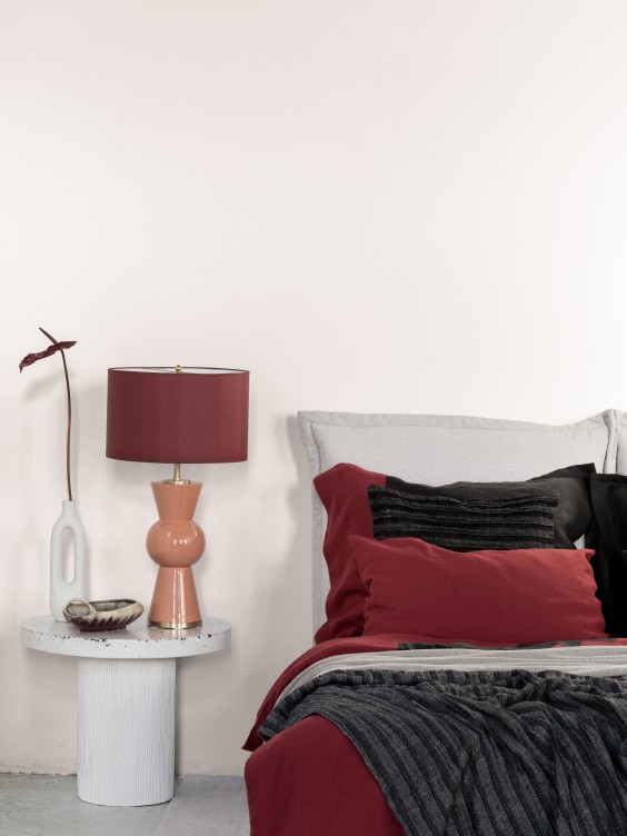 Ściana pomalowana odcieniem Vanilla Cream Beckers Designer Colour