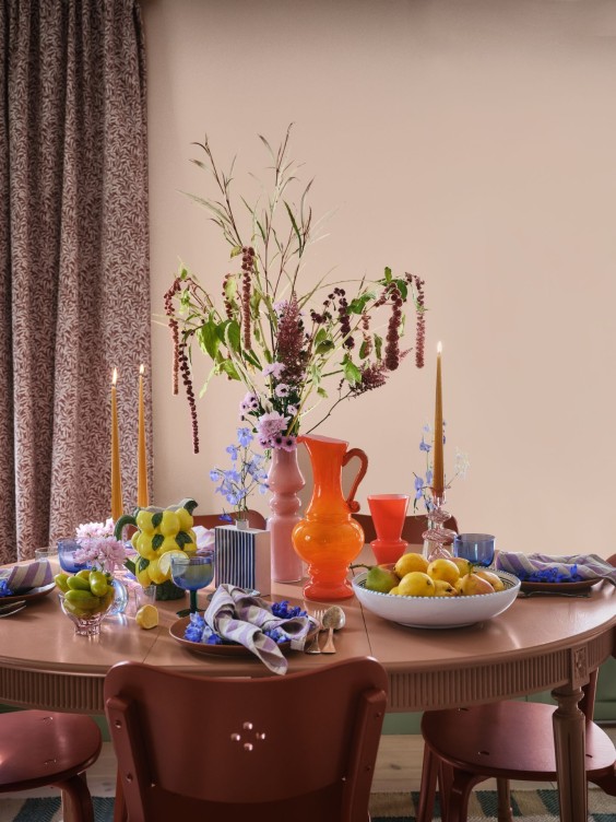 Eklektyczna jadalnia w kolorze Amaze z linii Beckers Designer Collection