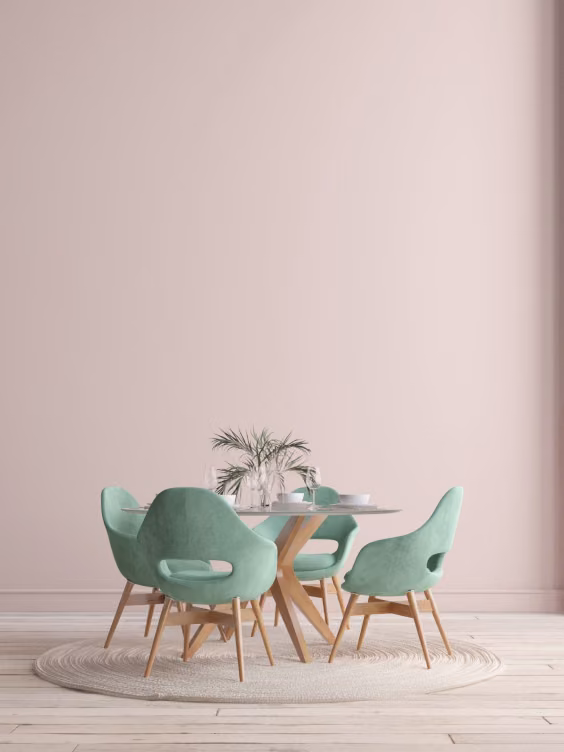 Ściana jadalni pomalowana kolorem różowym Powder Pink z Beckers Designer Colour