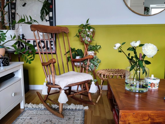 Ściana pomalowana kolorem Wasabi z Beckers Designer Colour