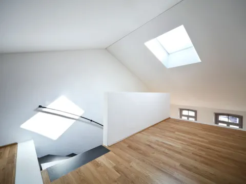 Gruntowanie ścian przed malowaniem