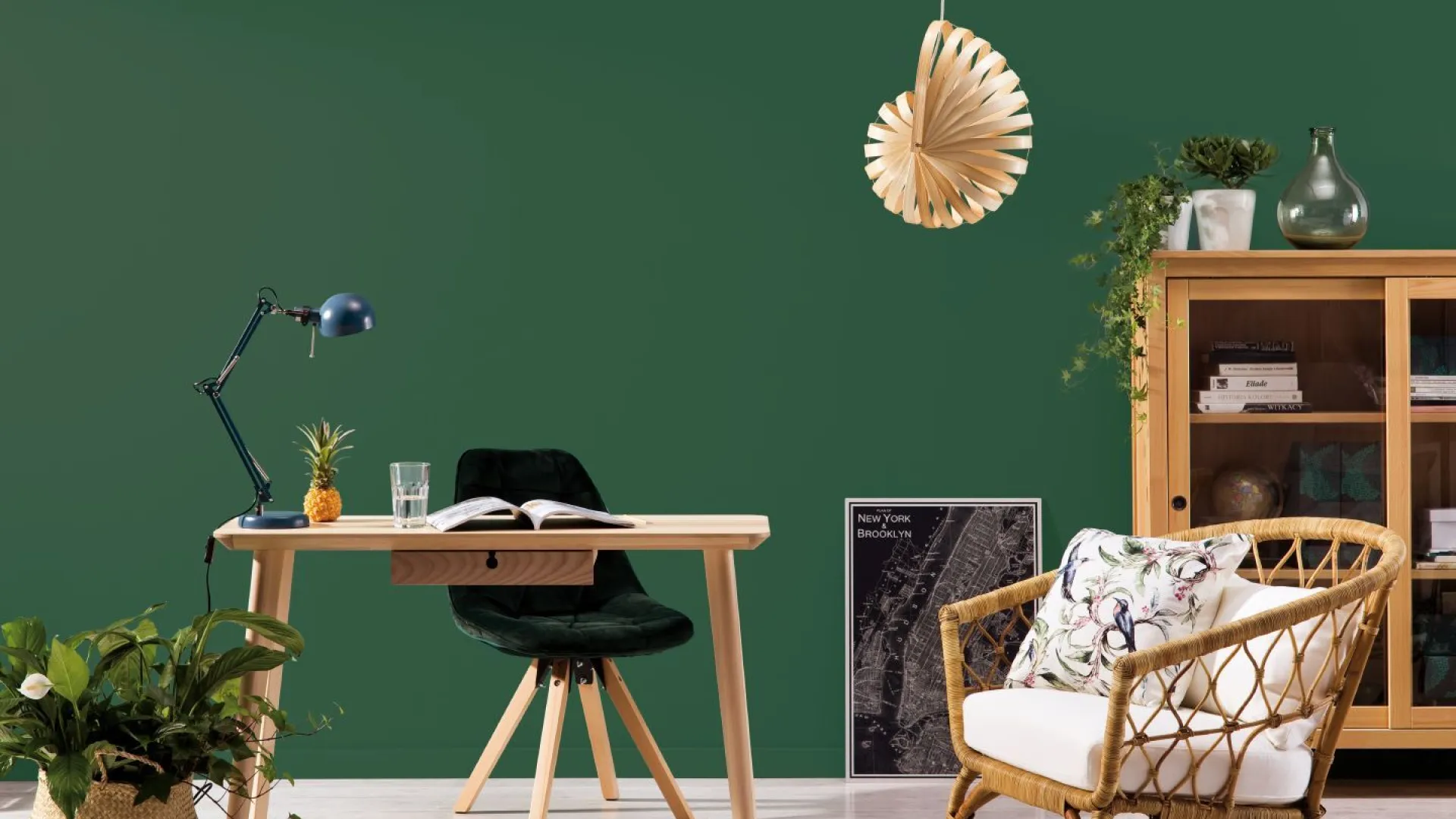 kolor ciemny zielony