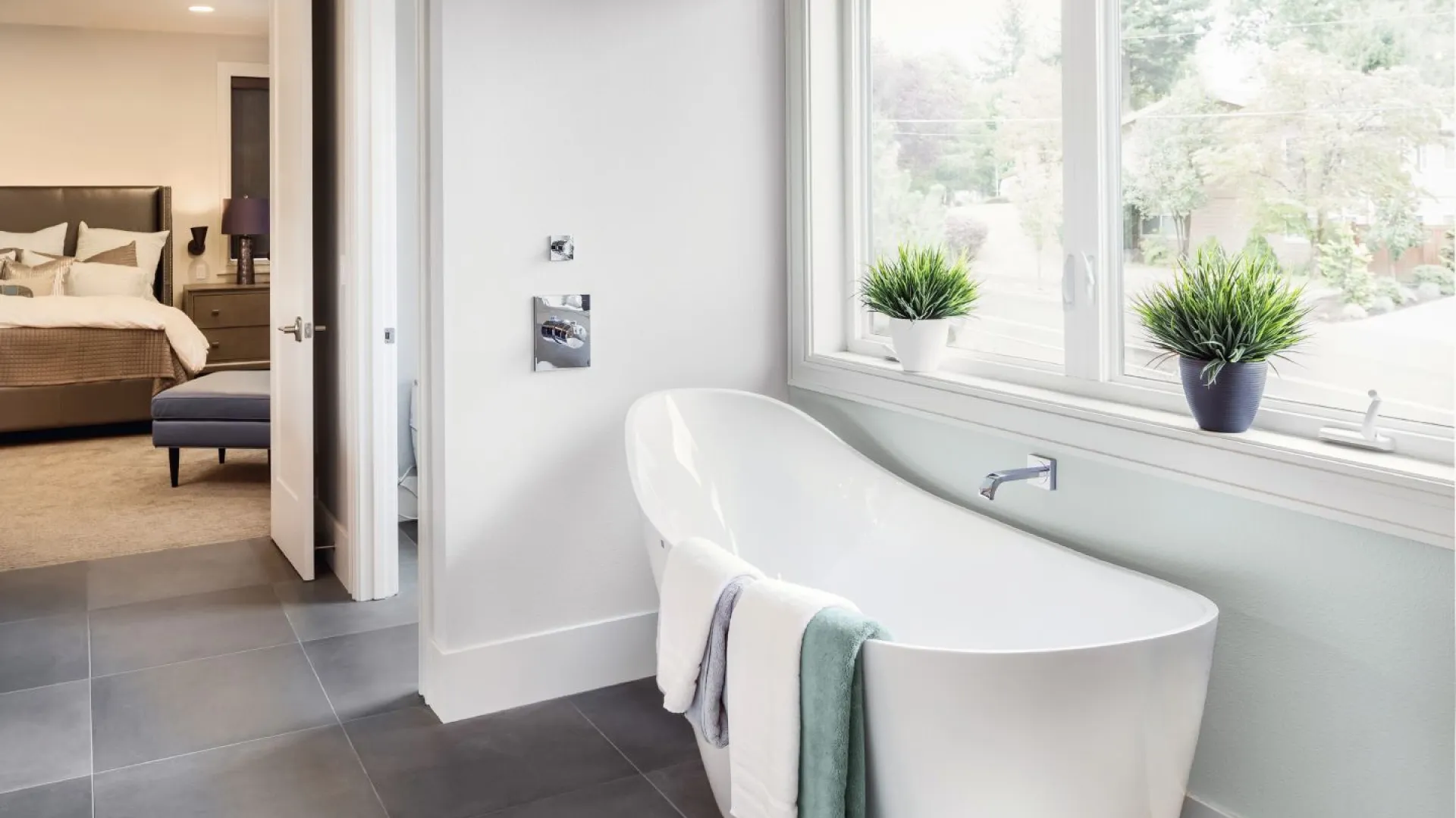 ładna łazienka jasna